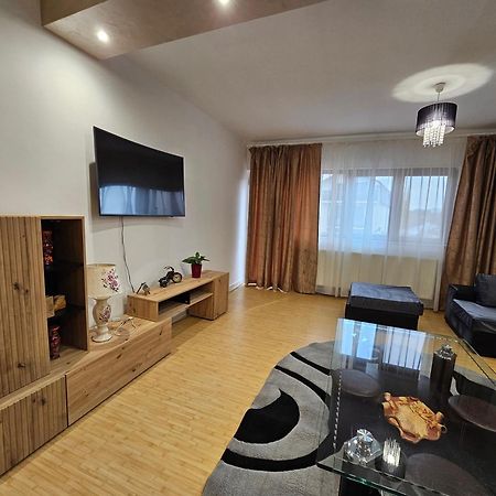 Didi Apartament Craiova Eksteriør billede