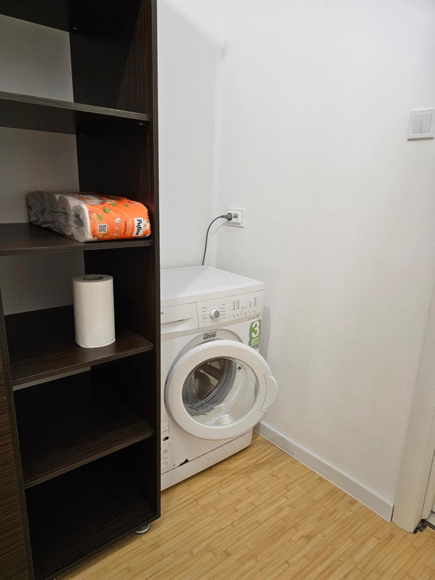 Didi Apartament Craiova Eksteriør billede